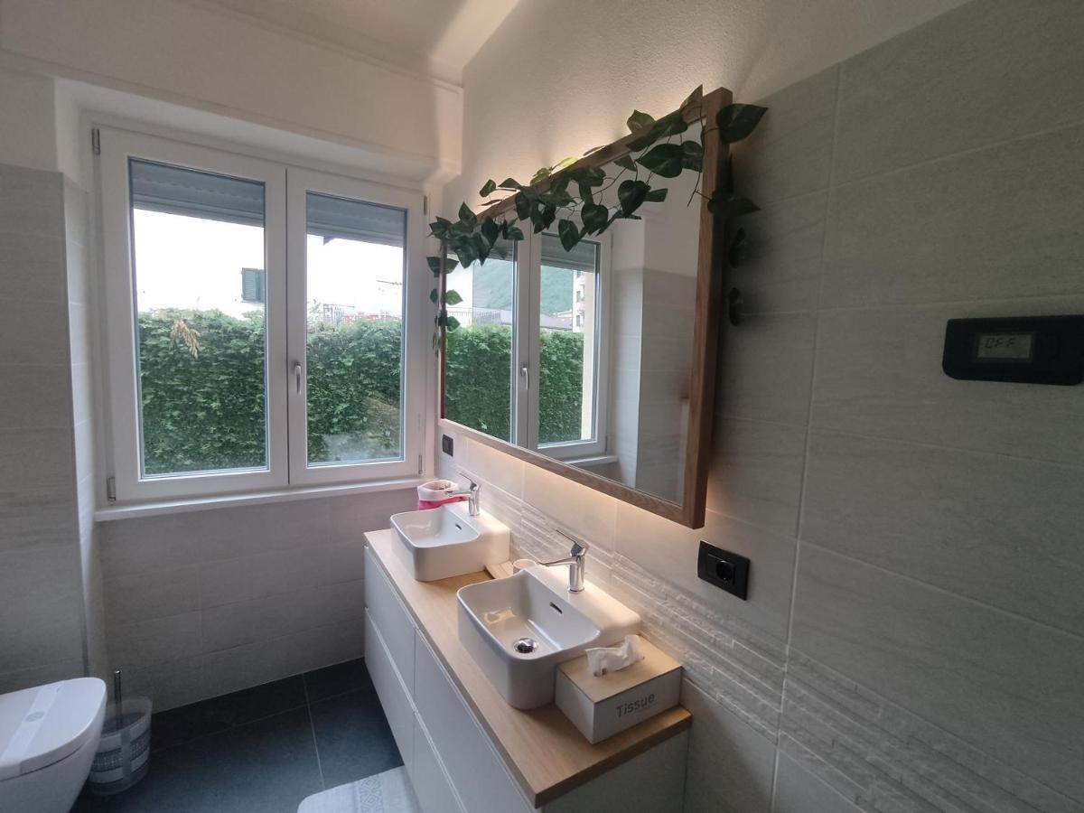 Tirano Express Luxury Apartments 外观 照片