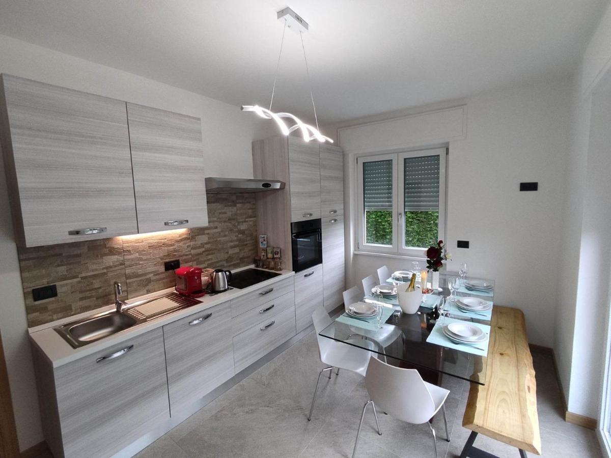 Tirano Express Luxury Apartments 外观 照片