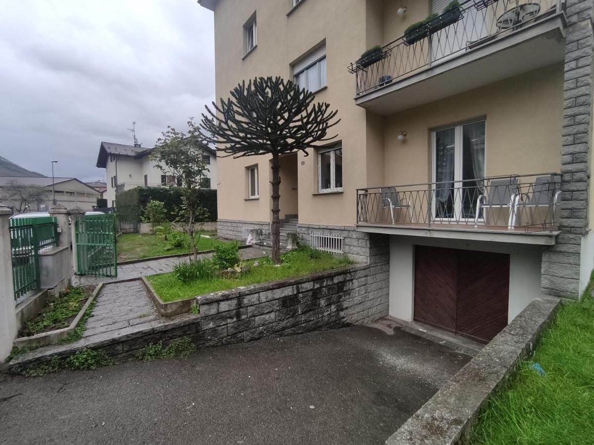 Tirano Express Luxury Apartments 外观 照片