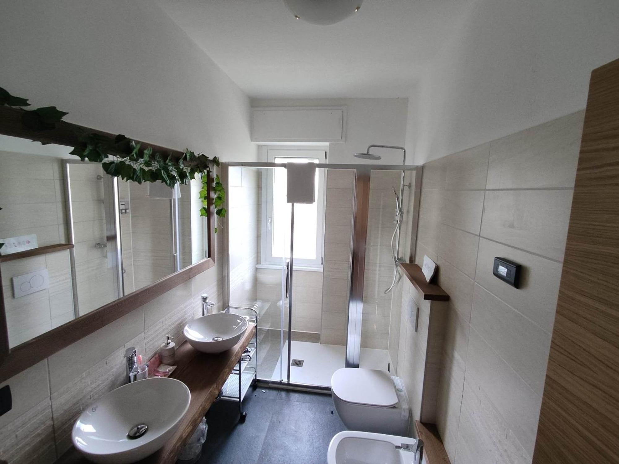 Tirano Express Luxury Apartments 外观 照片