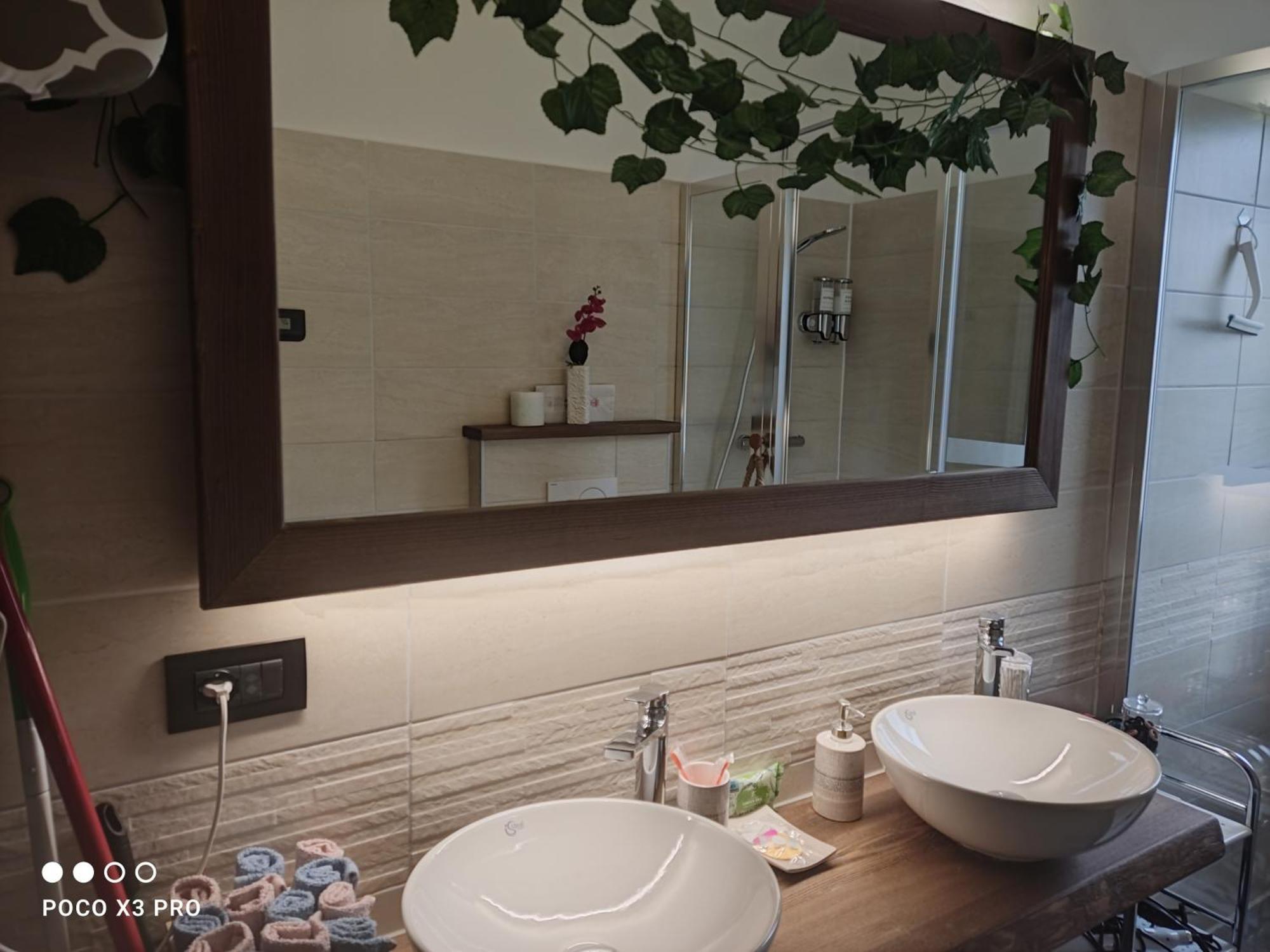 Tirano Express Luxury Apartments 外观 照片