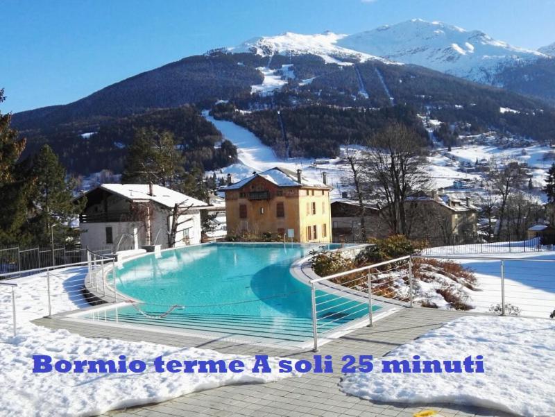 Tirano Express Luxury Apartments 外观 照片