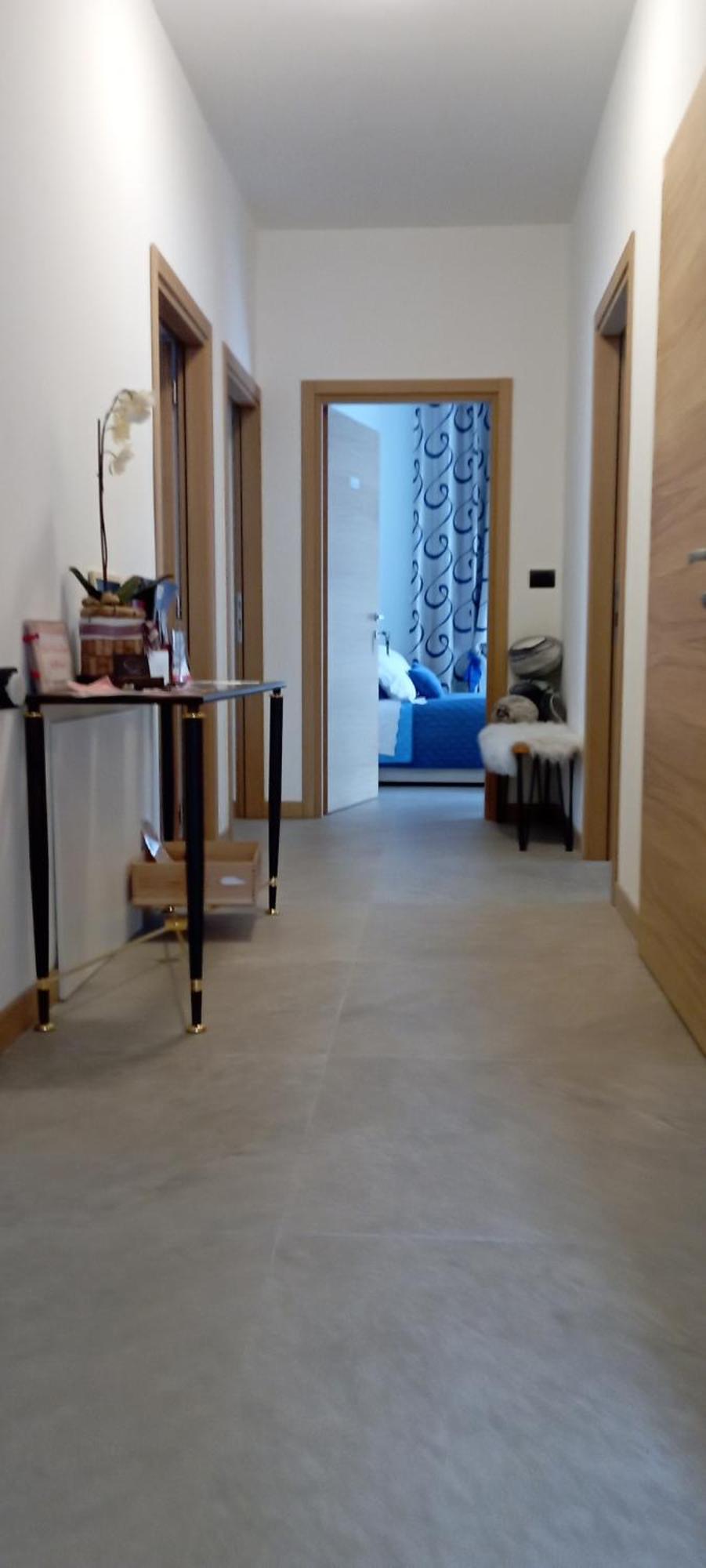 Tirano Express Luxury Apartments 外观 照片